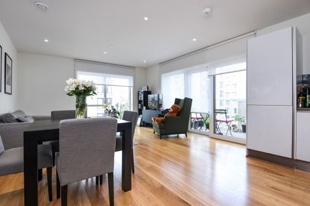 Available from 24/03/2026 - 1 Bed Apartment, Furnished - Photo 2