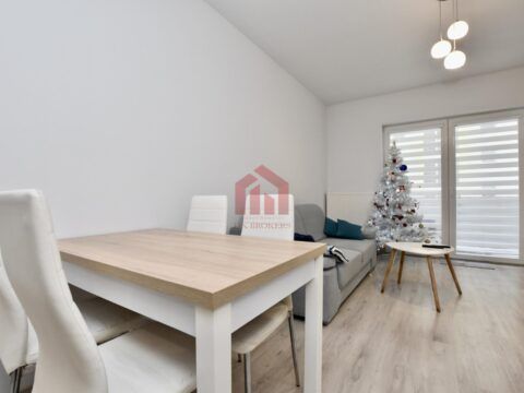 3-pok mieszkanie z miejscem w garażu i komórką - Фото 1