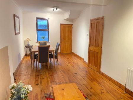 2 Whitehall Parade, Ormeau Road, Belfast, BT7 3GX - Photo 4