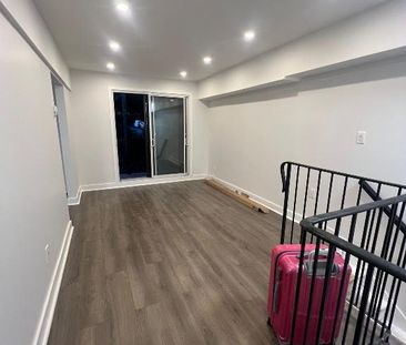 4 1/2 PIERREFONDS SUR 2 ÉTAGES - Photo 1