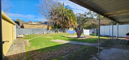 Bedford Park - Photo 4