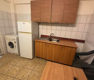 Casă de închiriat, zona Centrala| Potrivită pentru echipe de muncitori - Fotografie 3