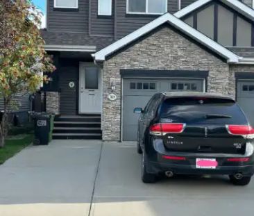 3 bed and 2.5 bath duplex at Windermere for rent | 3829 Whitelaw Pl... - Photo 1