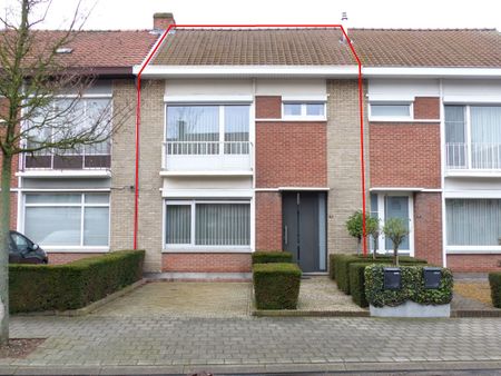 Ruime woning met 3 slpk. en tuin nabij centrum Hasselt - Foto 4