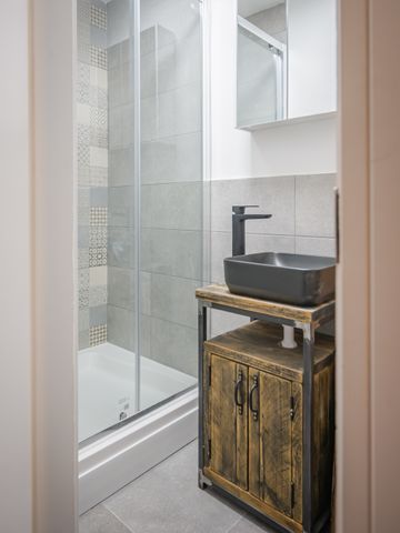 Francis Road - Photo 5