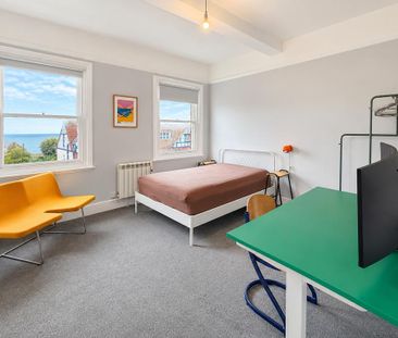 2 bedroom flat to rent - Photo 4