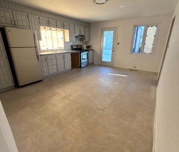 Grand 6 1/2 à Lachute revové avec electroménager inclus idéal pour ... - Photo 3