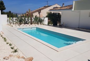 Elegant villa with swimmimg pool in Palmanova