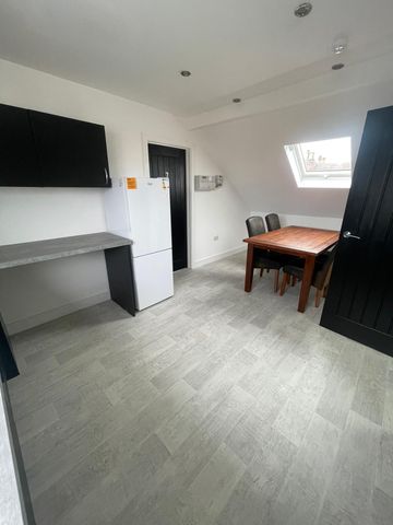 Princess Street Studio 5 - Photo 5