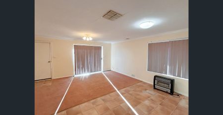 Neat and tidy 2-bedroom 1 bathroom unit - Photo 3