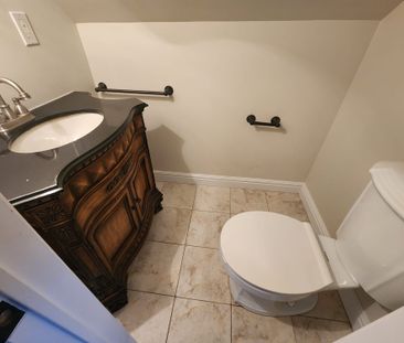 For Lease - 69 Twenty Fifth Street Unit# Upper Floor, Toronto, Ontario - Photo 4