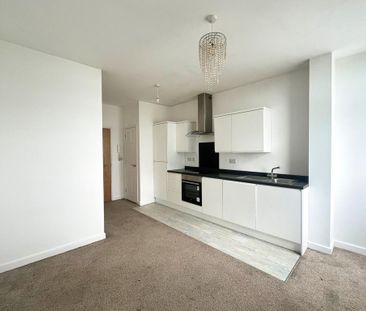 2 bedroom flat to rent - Photo 2