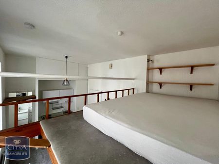 Location Appartement 1 pièce 17m² AGEN 47000 - Photo 4