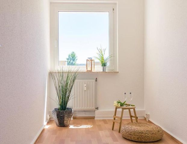 3-Raum-Wohnung mit Balkon in begrünter Wohnlage - Photo 1