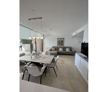 2 bedroom luxury Apartment for rent in Marbella, Andalusia - Photo 3