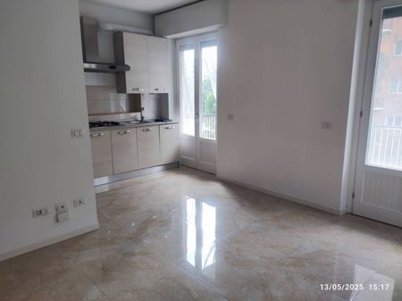 Bilocale viale Caterina da Forlì 52, Bande Nere, Milano - Photo 3