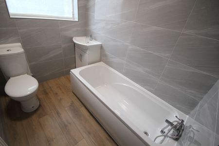 Malvern Court, Alexandra Avenue, Harrow - Photo 5