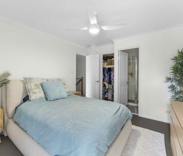 Double-storey townhouse blends smart design with modern style - Photo 4