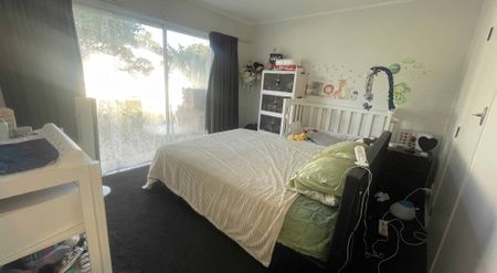 Easy-care & Great location! 2 Bed 1 Bath | Mt Wellington - Photo 4