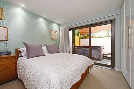 2 Bed Flat, Granville Road, NW2 - Photo 3