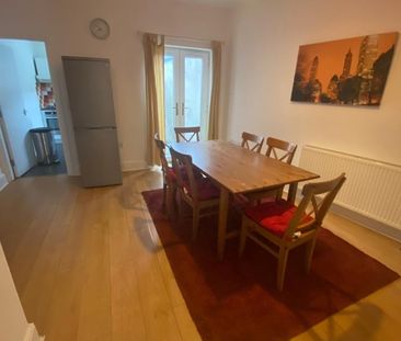 3 Bed Terraced House, Chilworth Street, M14 - Photo 2