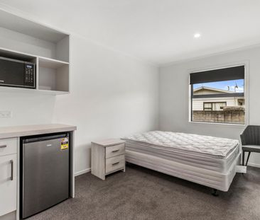 5/5 Rm A Ford Street - Photo 2