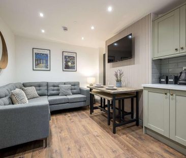 1 bedroom in a house share to rent - Photo 1