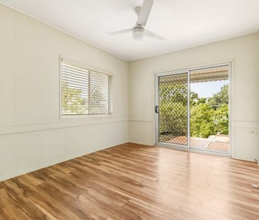 Quiet Two Bedroom Unit - Photo 2