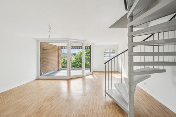 Erstbezug nach Sanierung - Maisonettewohnung mit Gartensitzplatz - Photo 1