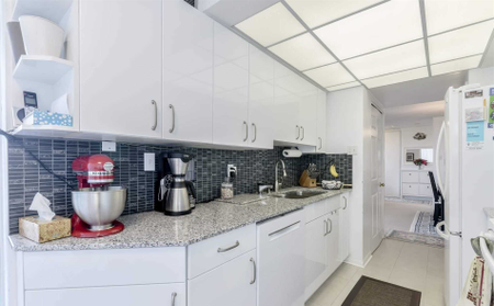 For Lease - 12 Laurelcrest Street Unit# 902, Brampton, Ontario - Photo 5