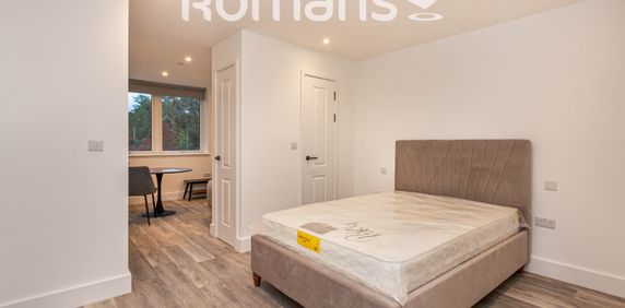 studio to rent - Photo 2