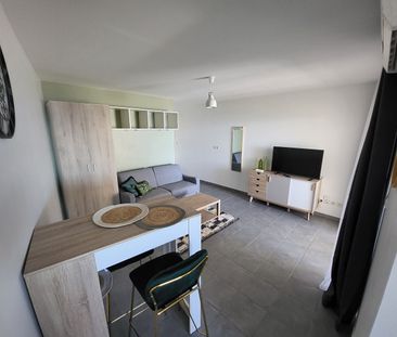 A LOUER - Saint-Denis - Bellepierre - Studio meublé de 37 m2 - Photo 6