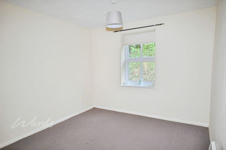 2 bedroom ground flat to rent - Photo 2