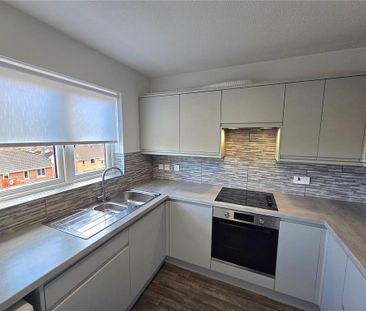 2 bedroom semi-detached house to rent - Photo 3