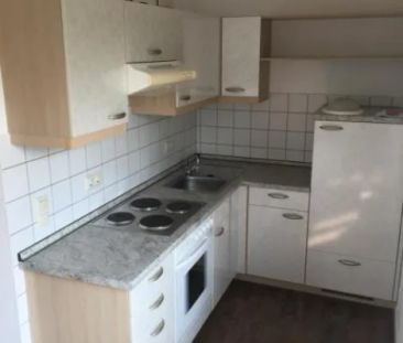 HELLE 1-ZIMMERWOHNUNG - BALKON - EINBAUKÜCHE - HELL GEFLIESTES BAD ... - Foto 5