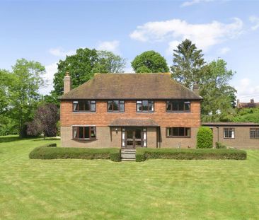 4 bedroom detached house to rent - Photo 3