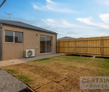 49 Penstone Crescent, Lara, Vic 3212 - Photo 3