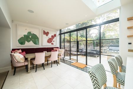 Viceroy Road, Nine Elms, SW8, London - Photo 3