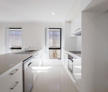 Good Home in Good Location - Photo 4