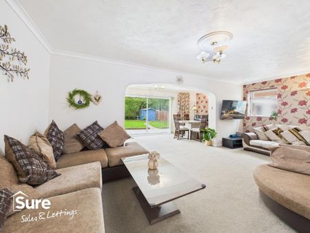 3 bedroom semi-detached house to rent - Photo 3