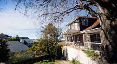 Fully Furnished Ensuite Room on Heriot Row - Photo 4