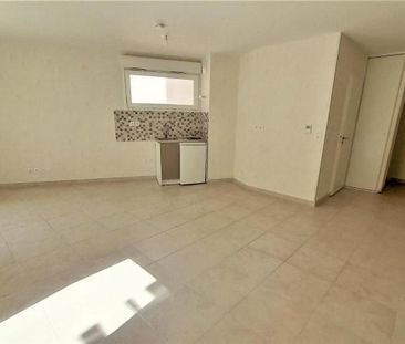 Location Appartement 1 pièce 37m² DIJON 21000 - Photo 1