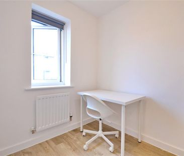 5 bedroom semi-detached house to rent - Photo 1