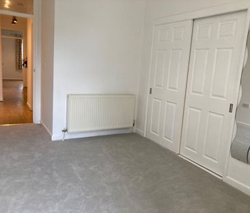 1 Bed Flat, Dairy Farm Place, SE15 - Photo 3