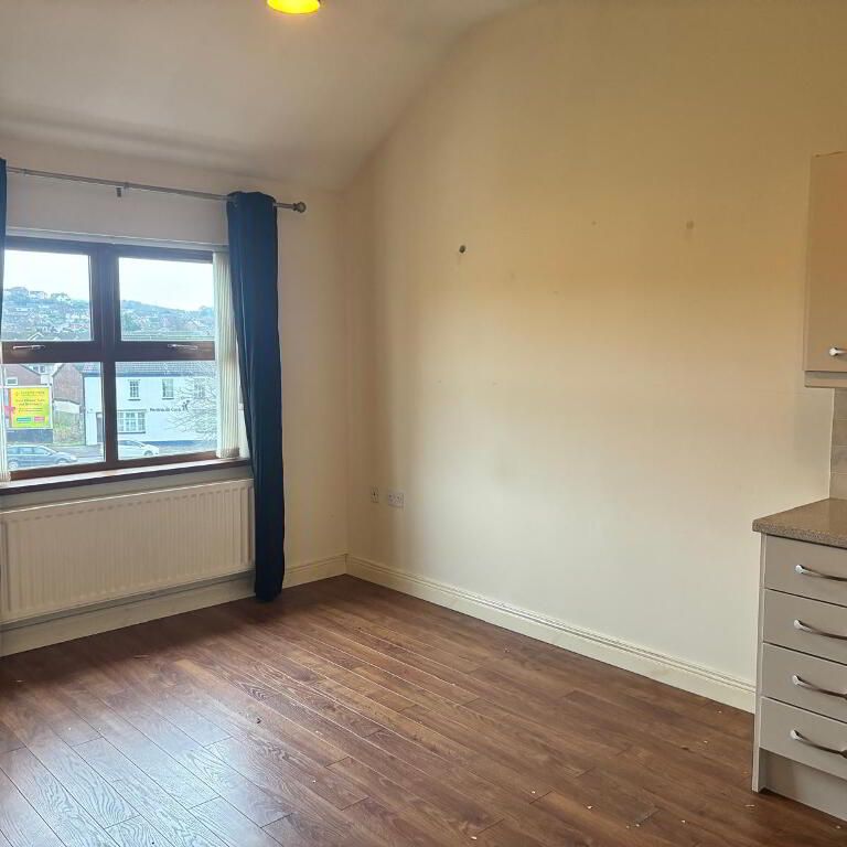 5 Frances House, 142 Frances Street, Newtownards, BT23 7DY - Photo 1