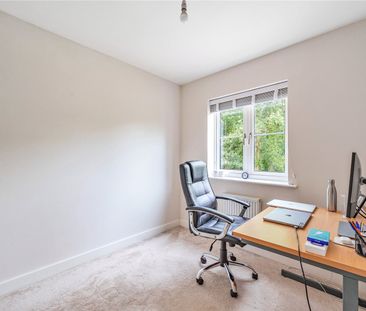 3 bedroom detached house to rent - Photo 3