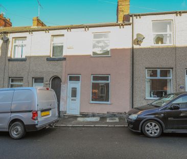 2 bedroom Terraced House to rent - Photo 6