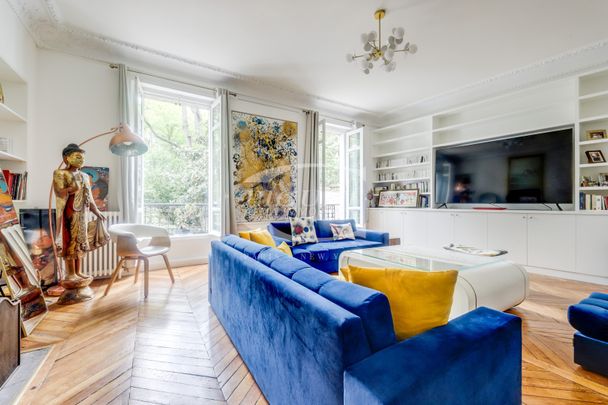 Tout savoir sur cet appartement dans le quartier Saint Philippe du Roule, à Paris 8ème - Photo 1