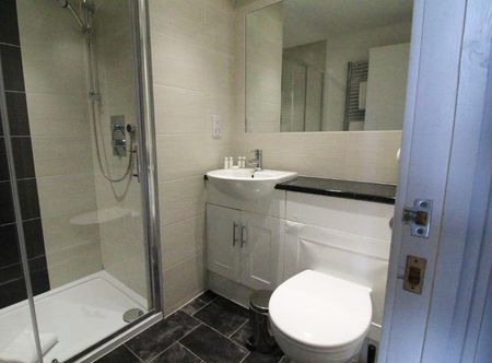 2 bedroom flat to rent - Photo 5