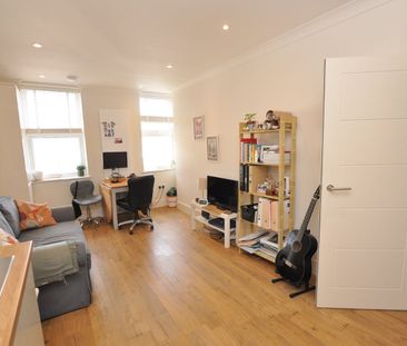 1 Bed Flat, High Road, N2 - Photo 1